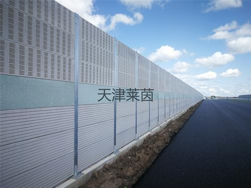 <a href=http://www.aiideal-home.com/news_article?news_id=113>高速公路聲屏障</a>