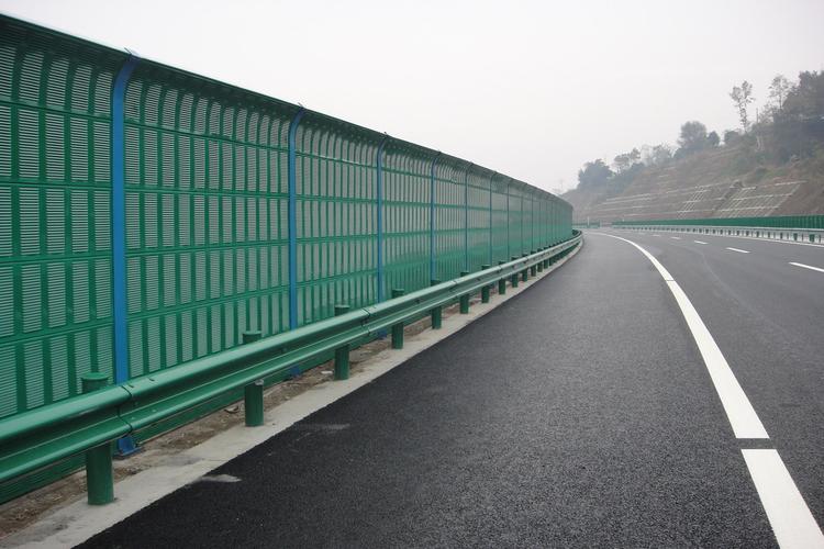 <a href=http://www.aiideal-home.com/news_article?news_id=145>高速公路聲屏障廠家</a>